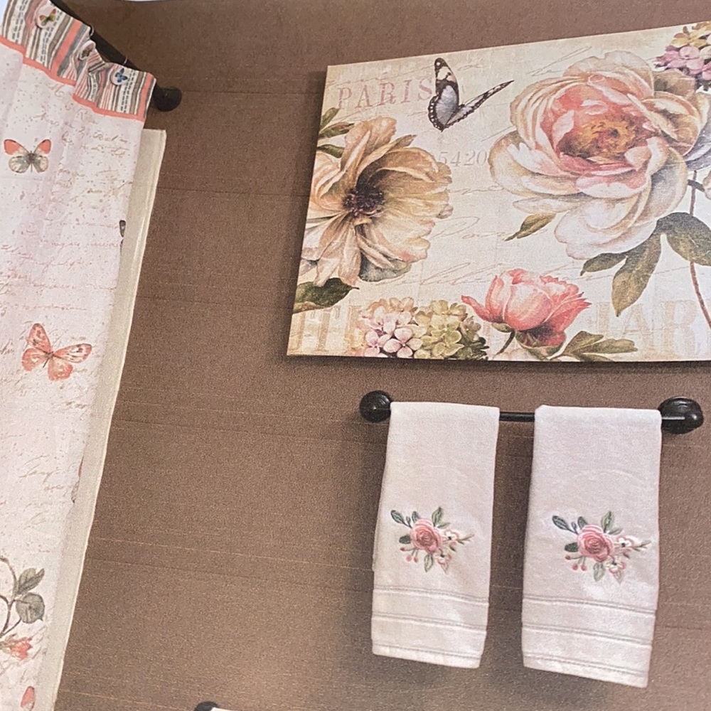 Beautiful Rose& Butterfly Art on Metal - Picture 3 of 13